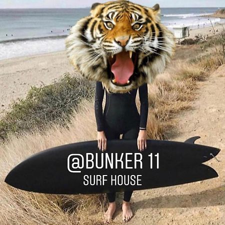 Bunker 11 Surf House Villa Charneca  Bagian luar foto